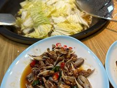 -屯老二农家铁锅炖·行业领军者(梅江店)