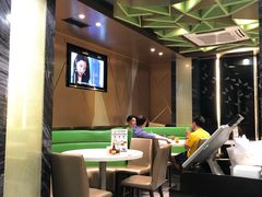 -香港新发烧腊茶餐厅(水围店)