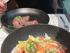 鲑鱼大虾海鲜沙拉-西堤牛排(合肥之心城店)