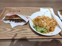 -驴世家驴肉火烧·凉皮·胡辣汤(首经贸店)