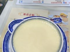 -广信牛奶甜品世家(台东店)