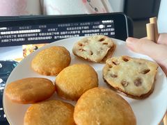 -爱贝尔高端月嫂(母婴护理)