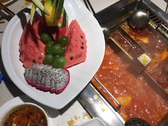 -海底捞火锅鲜切牛肉主题店(长寿路店)