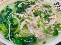 -黄阿姨锅贴大王(万航渡路店)