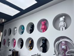 -PE SALON