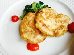 -香格里拉鱼跃地中海西餐厅·牛排披萨