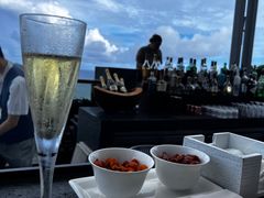 -瑰丽酒店·海吧·天际下午茶·现场DJ·天台酒吧
