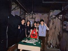 -荒岛实景沉浸密室(江汉路1店)