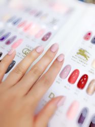 纯色-甲舍美甲美睫艺术馆