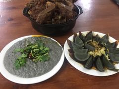 麻豆腐-宝瑞门钉肉饼店