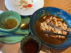 -耶里夏丽·丝路国际·新疆餐厅(浦东区东方路店)