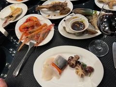 -圣丰索菲特·2 On 988 Café 自助餐厅