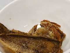 酥炸小黄鱼-明呈黄鱼面馆(斜土路店)