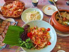 -老滇山寨•云南特色菜•地方菜•民族风情歌舞表演(金碧店)