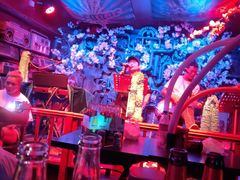 -周庄红庭演艺酒吧