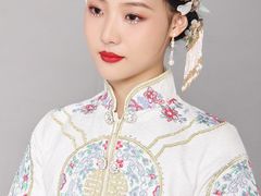 -金夫人化妆摄影职业培训学校