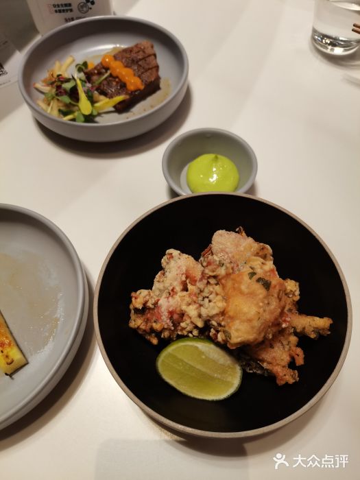 胡麻(静安嘉里店)傣味炸鸡图片