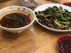 -雷祖芳老妈蹄花店