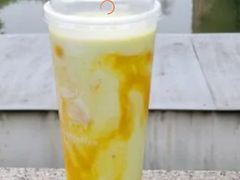 牛油果很芒-瑞幸咖啡(北京财富中心店)