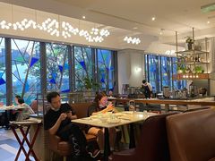 -港丽餐厅(高德置地店)