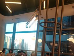 -潮界(LU·ONE凯德晶萃广场店)