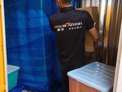 -安东易迷你自助仓储寄存仓库(杨浦店)