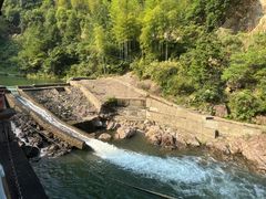 -安吉龙王山峡谷漂流