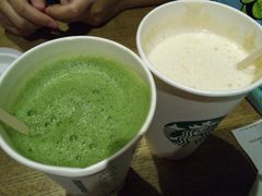 抹茶星冰乐和摩卡星冰-星巴克(福州三坊七巷店)