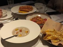 -静香HOUSE·全时段融合餐厅(七星欢乐颂店)
