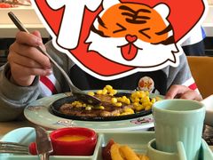 -豪客来牛排(海沧阿罗海店)