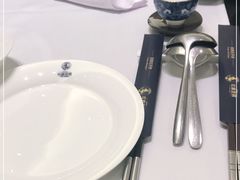 -红鼎豆捞·非遗鲍皇汤火锅(宝丰路店)