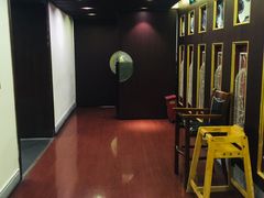 等位区-梅龙镇酒家(南京西路总店)