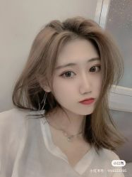 -时尚殿堂明星门店