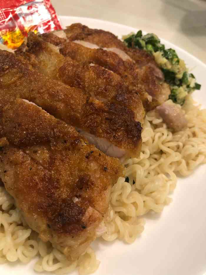 广九餐室(西华路店)-"环境比较差的一间茶餐厅,去左两次,一次坐.