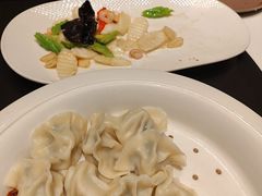 -五谷丰登农家院·地道胶东菜·海鲜烧烤(威海店)