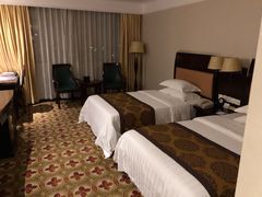 -黄埔华苑酒家(黄埔总店)