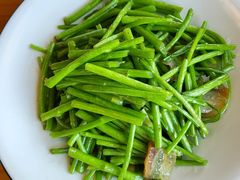 -莲餐厅·湖北菜·潜江小龙虾店(愚园路店)