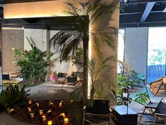 -J Create城市露营咖啡·简餐·宠物(上海动物园店)