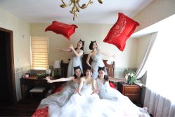 -上海彩妆秀摄影设计有限公司