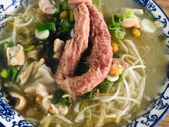 -平安桥张氏肥肠粉