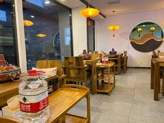 -毛辣果·贵州红酸汤牛肉火锅(西单店)