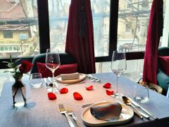 -弦月窗LUNETTE BY AMANDA(复兴路店)