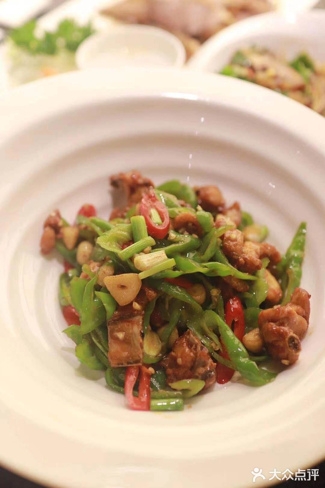 潮·壹點都表现得非常出色。高级感十足的环境