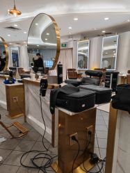 -八佰伴8008星级形象店