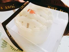 栗子鲜奶蛋糕-红宝石·鲜奶小方·海派西点房(肇嘉浜店)