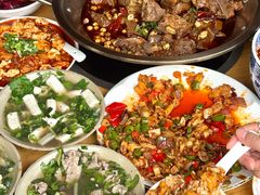 -大众跷脚牛肉馆·非遗传承单位(峨眉山店)