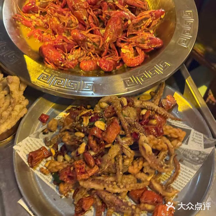 海肠捞饭的硬核喝法 🍶