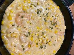 舀着吃的虾仁玉米-HOTISLAND海鸡岛·韩国料理(江南西店)