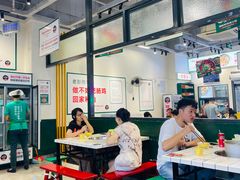 -晓彭肥肠鸡·泡椒鸡火锅(水木天地店)