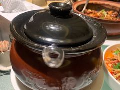 -八府香鸭·啫啫煲(华山路店)